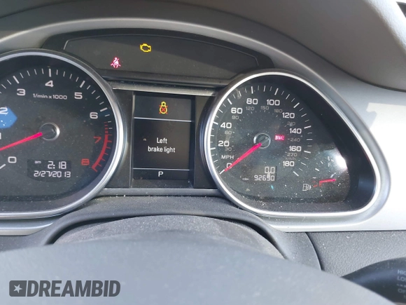 2015 Audi Q7 3.0T Premium Plus with VIN WA1LGAFE0FD008032, listed as a IAAI auction lot 41690210 with 92,690 mi miles. Bid and sale history available at carsss.com. Image 15.