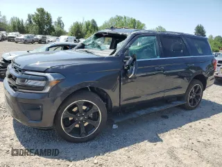 2022 Ford Expedition Limited z VIN 1FMJU2AT5NEA04385, wystawiony jako Copart lot #61767214 z przebiegiem 6 275 mil mil oraz Szkoda całkowita • Salvage title. Historia ofert i sprzedaży dostępna na DreamBid. Obrazek 1.