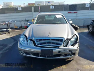2006 Mercedes-Benz E-Class 3.5L with VIN WDBUF56JX6A959436, listed as a IAAI auction lot 41139788 with 99,915 mi miles. Bid and sale history available at carsss.com. Image 6.