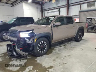 2024 Nissan Frontier SV with VIN 1N6ED1EJ0RN642992, listed as a Copart auction lot 70565784 with 194 mi miles and Salvage Title. Bid and sale history available at carsss.com. Image 1.