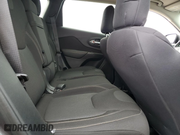 2016 Jeep Cherokee Latitude with VIN 1C4PJMCS8GW294304, listed as a Copart auction lot 53087875 with 61,800 mi miles and Salvage Title. Bid and sale history available at carsss.com. Image 11.