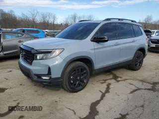 2024 Honda Passport Black Edition z VIN 5FNYF8H8XRB019793, wystawiony jako Copart lot #49298395 z przebiegiem 14 687 mil mil oraz Szkoda całkowita • Salvage title. Historia ofert i sprzedaży dostępna na DreamBid. Obrazek 1.