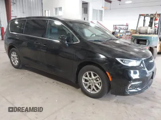 2025 Chrysler Pacifica Select z VIN 2C4RC1BG4SR520693, wystawiony jako IAAI lot #42485679 z przebiegiem 18 440 mil mil oraz . Historia ofert i sprzedaży dostępna na DreamBid. Obrazek 1.
