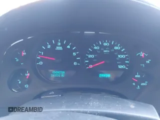 2007 Chevrolet Suburban LTZ z VIN 3GNFC16J57G103628, wystawiony jako IAAI lot #42373026 z przebiegiem 293 570 mil mil oraz . Historia ofert i sprzedaży dostępna na DreamBid. Obrazek 7.