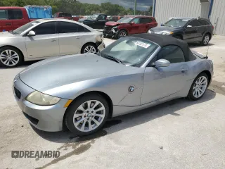 2006 BMW Z4 3.0si with VIN 4USBU53506LX00605, listed as a Copart auction lot 66782174 with 102,591 mi miles and Salvage Title. Bid and sale history available at carsss.com. Image 1.