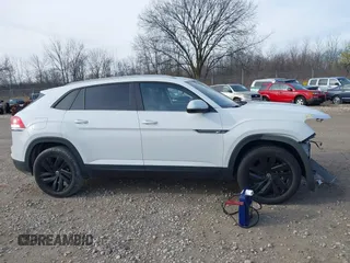 2022 Volkswagen Atlas SE with VIN 1V2JE2CA5NC220468, listed as a IAAI auction lot 40873030 with 78,867 mi miles and . Bid and sale history available at DreamBid. Image 14.