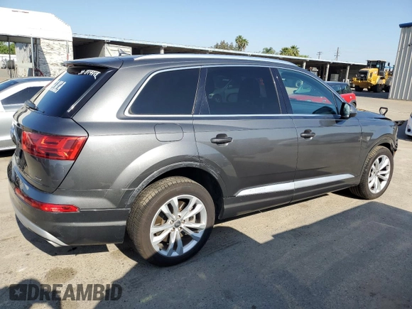 2018 Audi Q7 Premium z VIN WA1AHAF75JD037217, wystawiony jako Copart lot #55182155 z przebiegiem 97 954 mil mil oraz Szkoda całkowita • Salvage title. Historia ofert i sprzedaży dostępna na DreamBid. Obrazek 3.