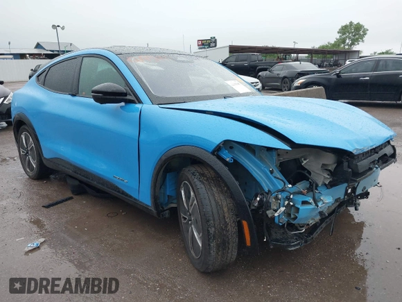 2023 Ford Mustang Mach-E Premium с VIN 3FMTK3R46PMA89994, выставлен на аукционе IAAI как лот 42195947 с пробегом Не указан миль и . История ставок и продаж доступна на DreamBid. Изображение 1.
