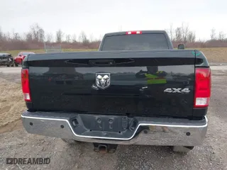2018 Ram 2500 Tradesman with VIN 3C6UR5HJ9JG189592, listed as a IAAI auction lot 41919085 with 57,154 mi miles. Bid and sale history available at carsss.com. Image 17.