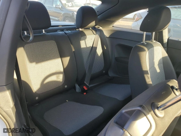 2019 Volkswagen Beetle S with VIN 3VWFD7AT1KM700364, listed as a Copart auction lot 77372794 with 0 mi miles and Salvage Title. Bid and sale history available at carsss.com. Image 10.