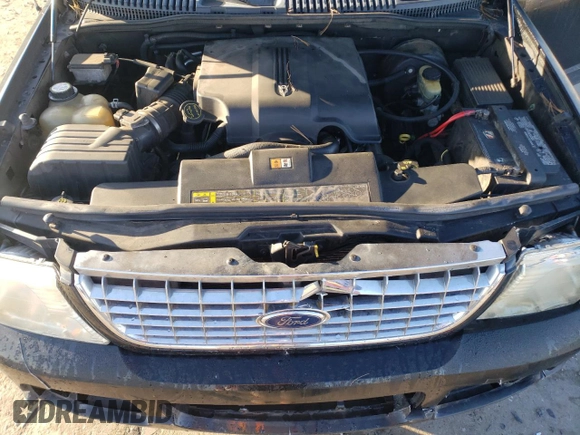 2003 Ford Explorer Limited с VIN 1FMDU75W83UA44235, выставлен на аукционе Copart как лот 82143684 с пробегом 215 664 миль миль и Списание • Salvage title. История ставок и продаж доступна на DreamBid. Изображение 14.