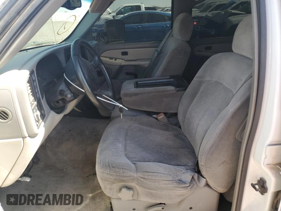 2000 Chevrolet Suburban LT with VIN 3GNFK16T8YG107341, listed as a Copart auction lot 44074375 with 0 mi miles and Salvage Title. Bid and sale history available at carsss.com. Image 7.