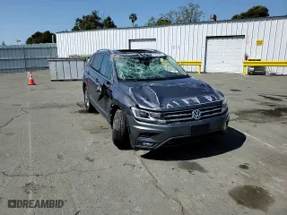2021 Volkswagen Tiguan SE with VIN 3VV2B7AX2MM075326, listed as a Copart auction lot 52449985 with 8,034 mi miles and Salvage Title. Bid and sale history available at carsss.com. Image 12.