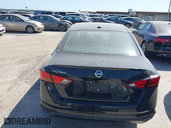 2019 Nissan Altima S z VIN 1N4BL4BV0KC233402, wystawiony jako IAAI lot #41917621 z przebiegiem 115 224 mil mil oraz . Historia ofert i sprzedaży dostępna na DreamBid. Obrazek 16.