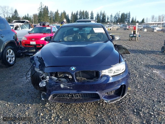 2016 BMW M3 with VIN WBS8M9C59G5E68370, listed as a IAAI auction lot 41825239 with 26,813 mi miles. Bid and sale history available at carsss.com. Image 13.