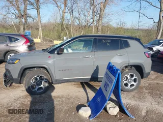 2022 Jeep Compass Trailhawk with VIN 3C4NJDDB6NT170282, listed as a IAAI auction lot 41934651 with 30,781 mi miles and . Bid and sale history available at DreamBid. Image 14.