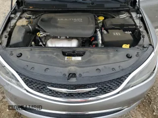 2015 Chrysler 200 Limited z VIN 1C3CCCAB8FN632007, wystawiony jako Copart lot #59488365 z przebiegiem 136 788 mil mil oraz Szkoda całkowita • Salvage title. Historia ofert i sprzedaży dostępna na DreamBid. Obrazek 11.