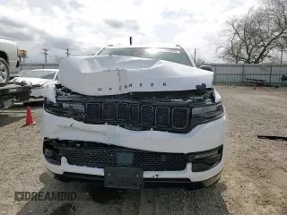 2024 Jeep Wagoneer Series II Carbide with VIN 1C4SJSBP2RS118483, listed as a Copart auction lot 45696995 with 12,101 mi miles and Salvage Title. Bid and sale history available at DreamBid. Image 12.
