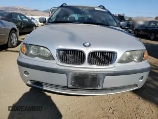 2003 BMW 3 Series 325xi with VIN WBAEP33453PF02225, listed as a Copart auction lot 75361484 with 207,860 mi miles and Clean Title. Bid and sale history available at carsss.com. Image 5.