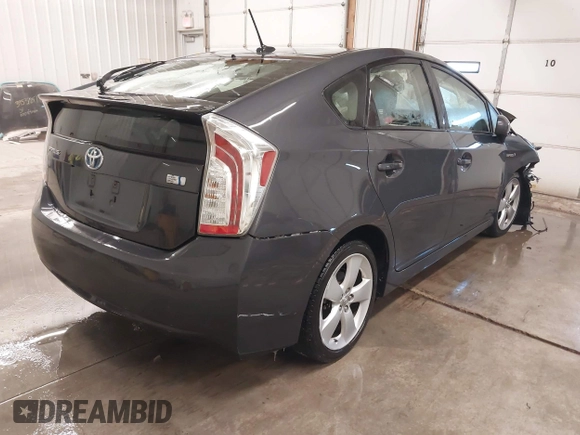 2015 Toyota Prius Four with VIN JTDKN3DU6F1944221, listed as a IAAI auction lot 41613692 with 158,499 mi miles. Bid and sale history available at carsss.com. Image 4.