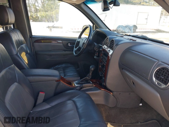 2002 GMC Envoy SLT with VIN 1GKDT13S822154592, listed as a IAAI auction lot 41389285 with 153,897 mi miles. Bid and sale history available at carsss.com. Image 5.