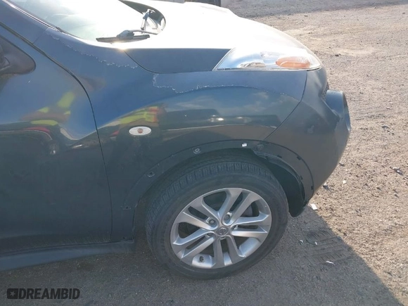 2012 Nissan Juke S with VIN JN8AF5MRXCT116659, listed as a IAAI auction lot 41890868 with 106,522 mi miles. Bid and sale history available at carsss.com. Image 6.