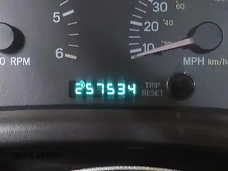 2001 Jeep Cherokee Sport with VIN 1J4FF48S41L580319, listed as a IAAI auction lot 42064564 with 257,534 mi miles and . Bid and sale history available at DreamBid. Image 15.