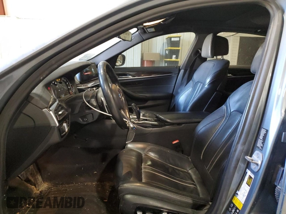 2018 BMW 5 Series 530i xDrive z VIN WBAJA7C56JWA71087, wystawiony jako Copart lot #42373605 z przebiegiem 113 635 mil mil oraz Nie do naprawy • Non repairable. Historia ofert i sprzedaży dostępna na DreamBid. Obrazek 7.