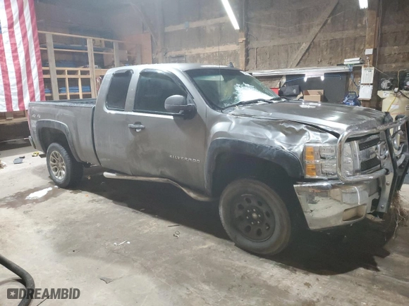 2012 Chevrolet Silverado 1500 LT with VIN 1GCRKSE71CZ206799, listed as a Copart auction lot 84660824 with 181,508 mi miles and Clean Title. Bid and sale history available at carsss.com. Image 4.