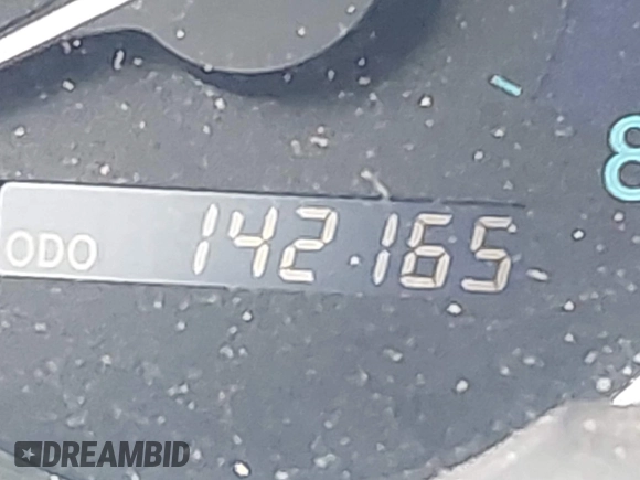 2010 Toyota Sienna XLE with VIN 5TDYK4CC1AS309856, listed as a IAAI auction lot 42089020 with 142,165 mi miles. Bid and sale history available at carsss.com. Image 15.