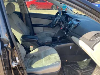 2010 Kia Forte EX with VIN KNAFU4A23A5159425, listed as a Copart auction lot 84051794 with 216,359 mi miles and Clean Title. Bid and sale history available at carsss.com. Image 5.