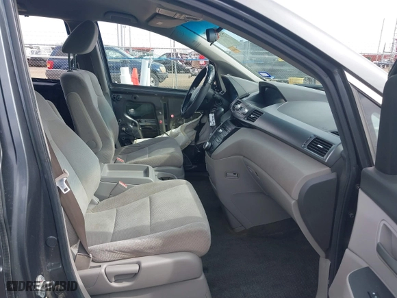 2011 Honda Odyssey EX with VIN 5FNRL5H46BB023905, listed as a IAAI auction lot 41425049 with 163,012 mi miles. Bid and sale history available at carsss.com. Image 5.