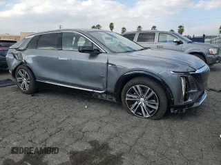 2023 Cadillac LYRIQ RWD Luxury z VIN 1GYKPMRK9PZ001115, wystawiony jako Copart lot #88924135 z przebiegiem 32 114 mil mil oraz Szkoda całkowita • Salvage title. Historia ofert i sprzedaży dostępna na DreamBid. Obrazek 4.