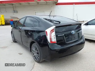 2013 Toyota Prius One with VIN JTDKN3DU3D5688397, listed as a IAAI auction lot 42140613 with 187,679 mi miles. Bid and sale history available at carsss.com. Image 3.