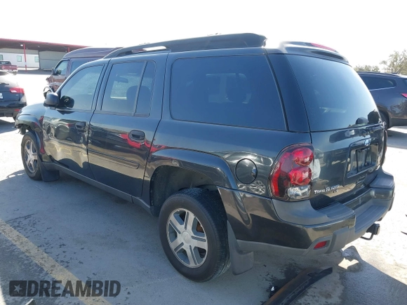 2006 Chevrolet TrailBlazer LS with VIN 1GNES16S066128752, listed as a IAAI auction lot 41830619 with 182,729 mi miles. Bid and sale history available at carsss.com. Image 3.