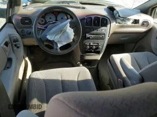 2002 Dodge Caravan Sport with VIN 2B4GP44302R640883, listed as a Copart auction lot 50753355 with 205,498 mi miles and Salvage Title. Bid and sale history available at carsss.com. Image 8.