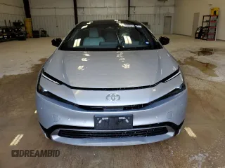2023 Toyota Prius LE with VIN JTDADABU1P3005635, listed as a Copart auction lot 55280355 with 31,165 mi miles and Clean Title. Bid and sale history available at DreamBid. Image 5.