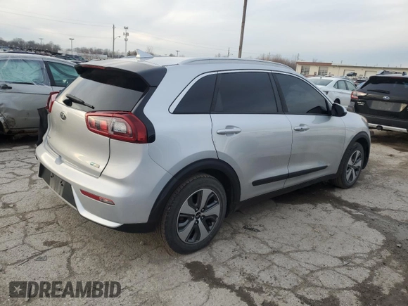 2017 Kia Niro FE with VIN KNDCB3LC0H5082972, listed as a Copart auction lot 86800214 with 176,938 mi miles and Salvage Title. Bid and sale history available at carsss.com. Image 3.