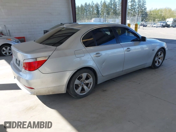 2004 BMW 5 Series 530i with VIN WBANA73544B807017, listed as a IAAI auction lot 42025096 with 144,326 mi miles and . Bid and sale history available at carsss.com. Image 4.