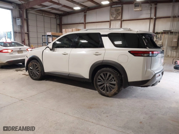 2022 Nissan Pathfinder SL with VIN 5N1DR3CB3NC257192, listed as a IAAI auction lot 41289480 with 86,131 mi miles. Bid and sale history available at carsss.com. Image 3.