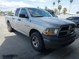 2009 Dodge Ram 1500 SLT with VIN 1D3HV18T79S709655, listed as a IAAI auction lot 41912247 with 206,384 mi miles. Bid and sale history available at carsss.com. Image 1.