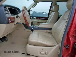 2006 Lincoln Navigator Luxury z VIN 5LMFU27506LJ20747, wystawiony jako Copart lot #59459475 z przebiegiem 188 324 mil mil oraz Szkoda całkowita • Salvage title. Historia ofert i sprzedaży dostępna na DreamBid. Obrazek 7.