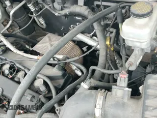 2005 Ford Escape XLS Value с VIN 1FMYU92Z35KC10851, выставлен на аукционе IAAI как лот 42447402 с пробегом 276 934 миль миль и . История ставок и продаж доступна на DreamBid. Изображение 12.