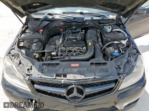 2014 Mercedes-Benz C 250 Sport with VIN WDDGF4HB9ER319044, listed as a Copart auction lot 58159395 with 122,330 mi miles and Clean title. Bid and sale history available at DreamBid. Image 11.