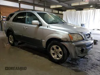 2005 Kia Sorento LX with VIN KNDJC733255467795, listed as a Copart auction lot 54651595 with 190,161 mi miles and Salvage Title. Bid and sale history available at carsss.com. Image 4.