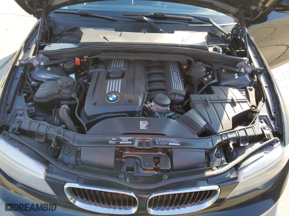 2013 BMW 1 Series 128i with VIN WBAUP9C5XDVS95834, listed as a Copart auction lot 83249614 with 0 mi miles and Salvage Title. Bid and sale history available at carsss.com. Image 13.