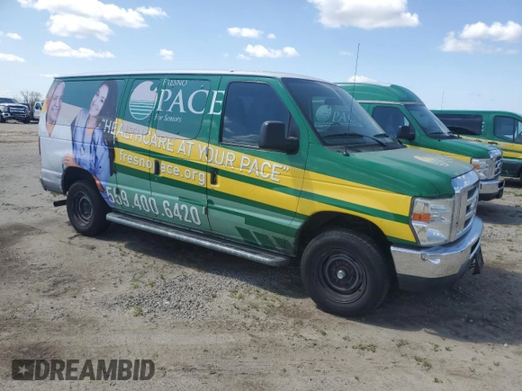 2012 Ford Econoline Passenger XL z VIN 1FBNE3BL1CDA15916, wystawiony jako Copart lot #51863495 z przebiegiem 281 831 mil mil oraz Czysty tytuł • Clean title. Historia ofert i sprzedaży dostępna na DreamBid. Obrazek 4.