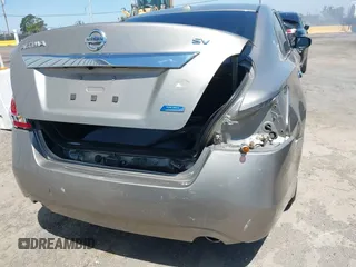 2014 Nissan Altima S with VIN 1N4AL3APXEC406131, listed as a IAAI auction lot 42172846 with 136,315 mi miles and . Bid and sale history available at carsss.com. Image 6.