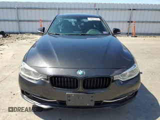 2016 BMW 3 Series 328i xDrive z VIN WBA8E3C51GK500564, wystawiony jako Copart lot #53041305 z przebiegiem 150 246 mil mil oraz Szkoda całkowita • Salvage title. Historia ofert i sprzedaży dostępna na DreamBid. Obrazek 5.
