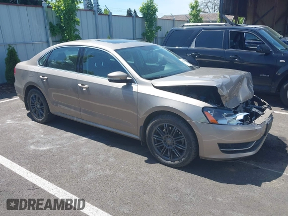 2015 Volkswagen Passat SE с VIN 1VWBV7A39FC067485, выставлен на аукционе IAAI как лот 42228324 с пробегом 147 214 миль миль и . История ставок и продаж доступна на DreamBid. Изображение 1.